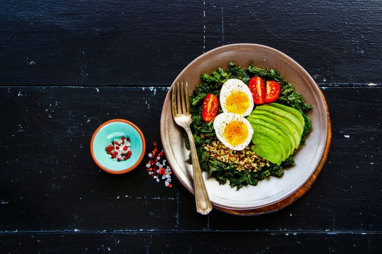 Superfood Quinoa Kale Breakfast Bowl