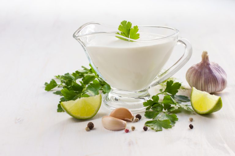 Creamy Yogurt Dressing: Tangy and Delicious